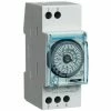 Budget ???? Hager Mechanische Tageszeitschaltuhr 16A EH211 ????